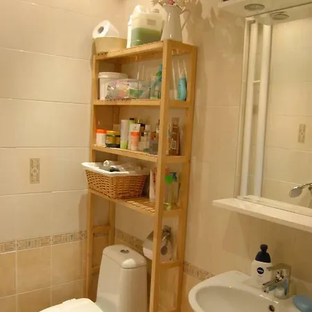Cozy And Clean In A Shared Homestay Sofia